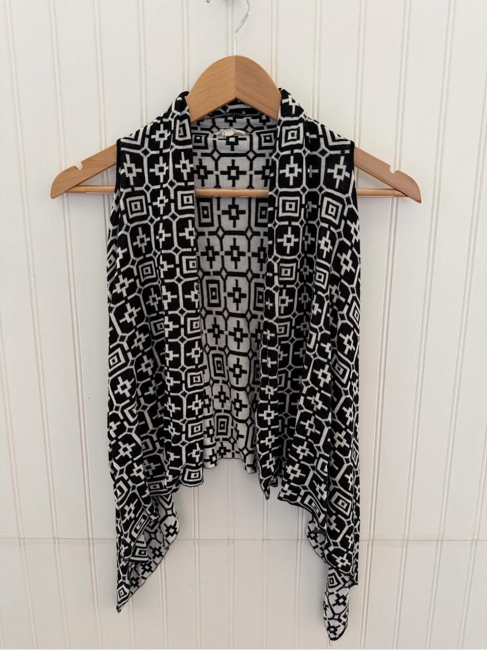 Copper Key Black & White Geometric Knit Vest